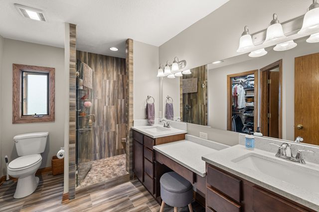 409 NE 17th Street, Ankeny, IA 50021