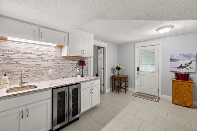 409 NE 17th Street, Ankeny, IA 50021