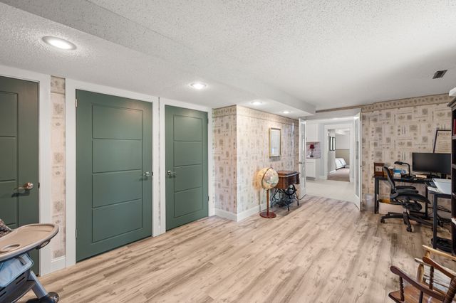 409 NE 17th Street, Ankeny, IA 50021