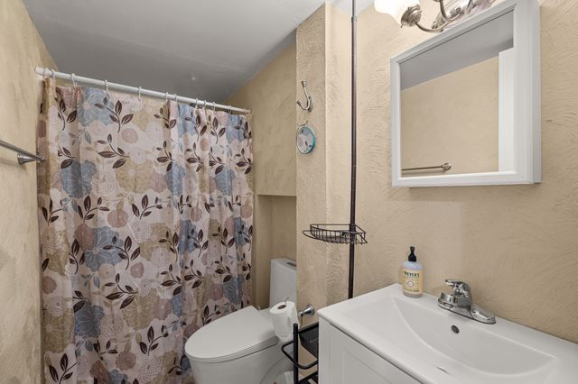 409 NE 17th Street, Ankeny, IA 50021