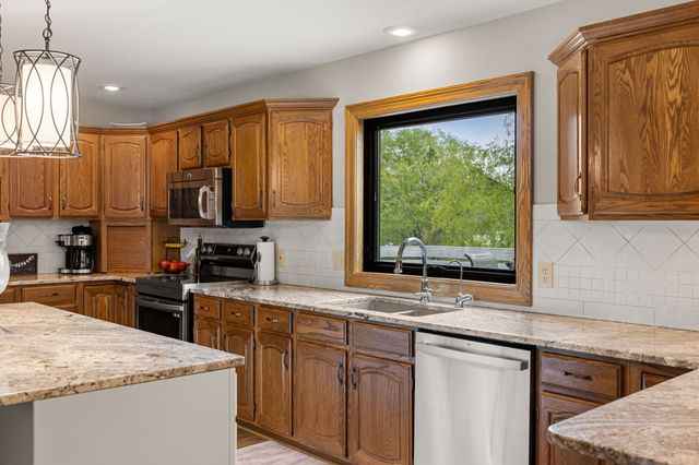 409 NE 17th Street, Ankeny, IA 50021