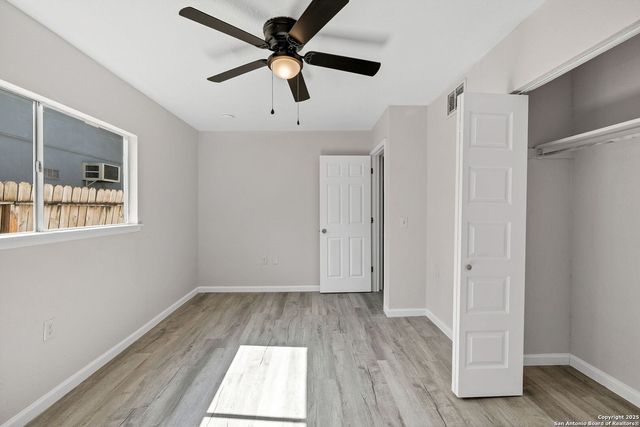 5915 Lake Champlain, San Antonio, TX 78233