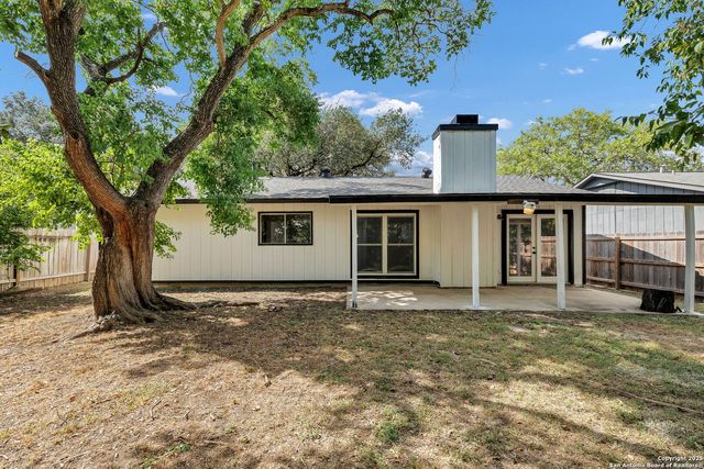 5915 Lake Champlain, San Antonio, TX 78233