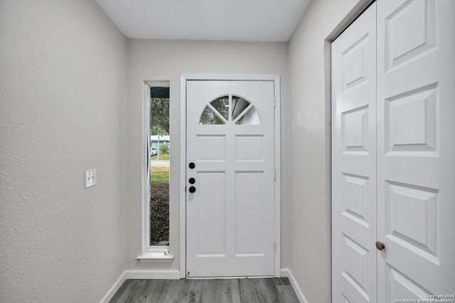 5915 Lake Champlain, San Antonio, TX 78233