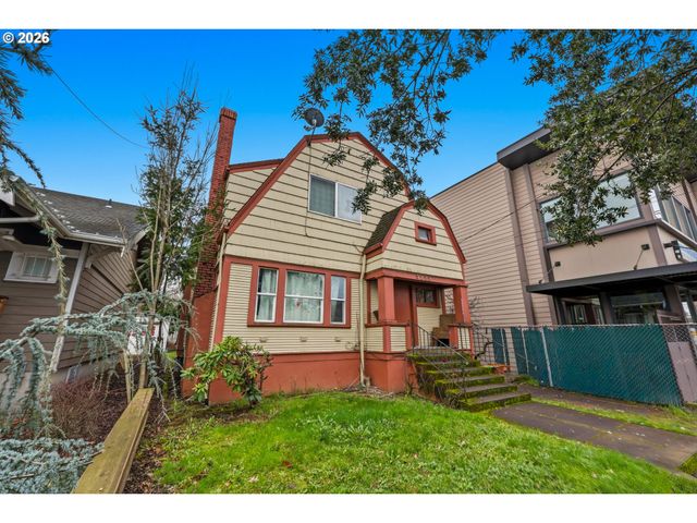 5222 Se WOODSTOCK Blvd, Portland, OR 97206