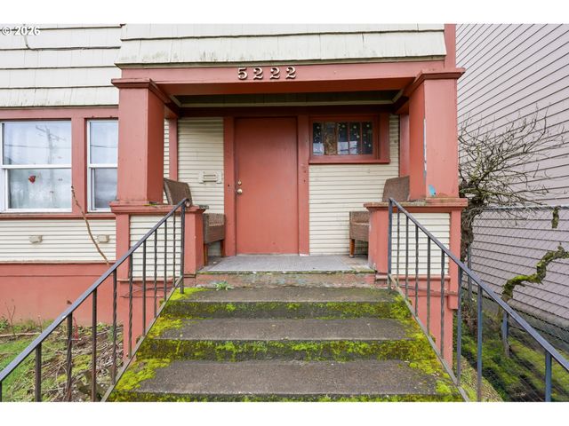 5222 Se WOODSTOCK Blvd, Portland, OR 97206