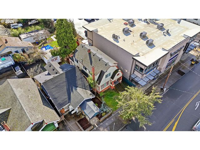 5222 Se WOODSTOCK Blvd, Portland, OR 97206