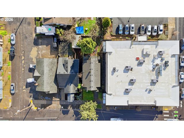 5222 Se WOODSTOCK Blvd, Portland, OR 97206