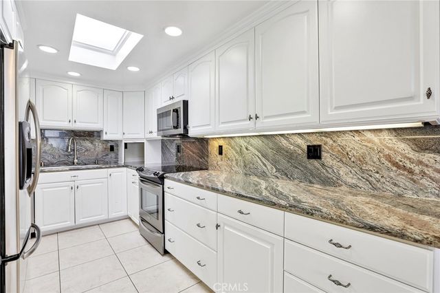3294 San Amadeo B, Laguna Woods, CA 92637