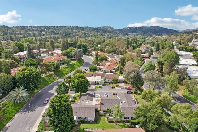 3294 San Amadeo B, Laguna Woods, CA 92637