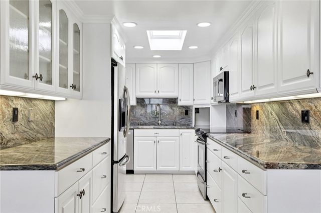 3294 San Amadeo B, Laguna Woods, CA 92637