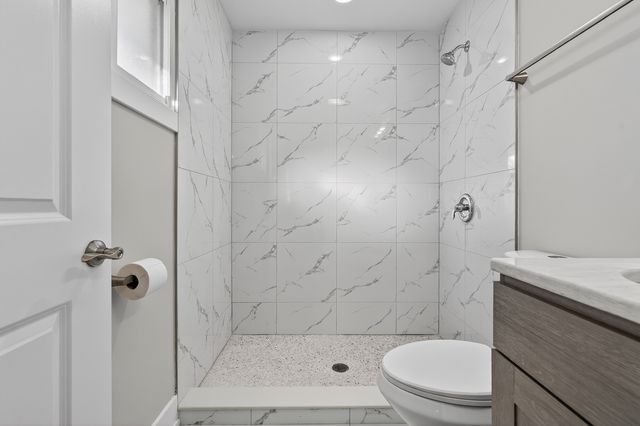 15502 Elm Street, South Holland, IL 60473