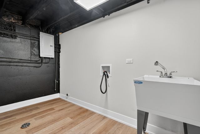 15502 Elm Street, South Holland, IL 60473