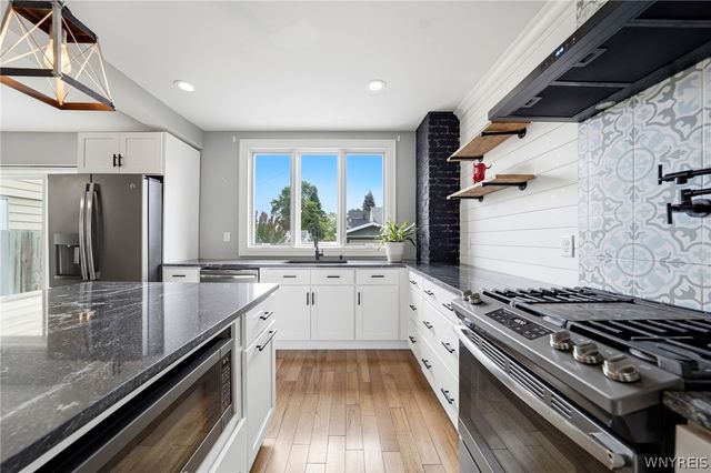 799 Mckinley Parkway, Buffalo, NY 14220