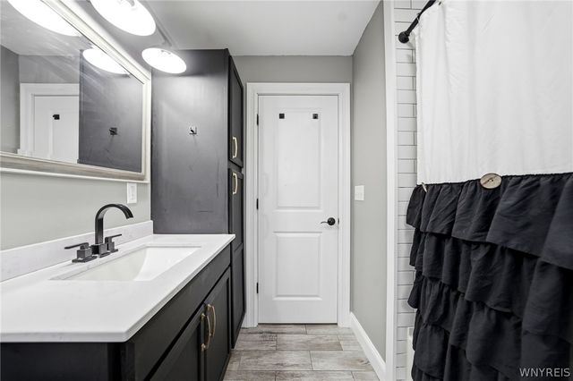 799 Mckinley Parkway, Buffalo, NY 14220
