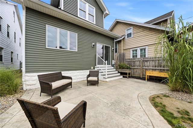 799 Mckinley Parkway, Buffalo, NY 14220