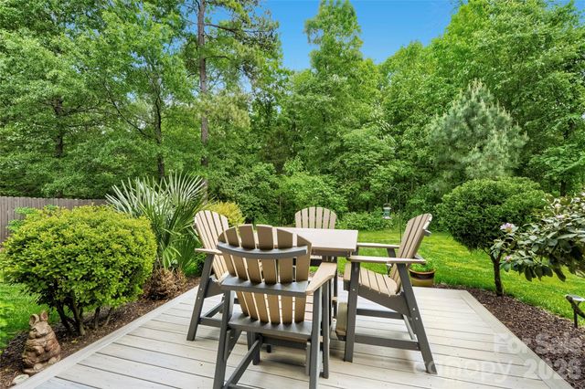 2834 Bivins Street, Davidson, NC 28036