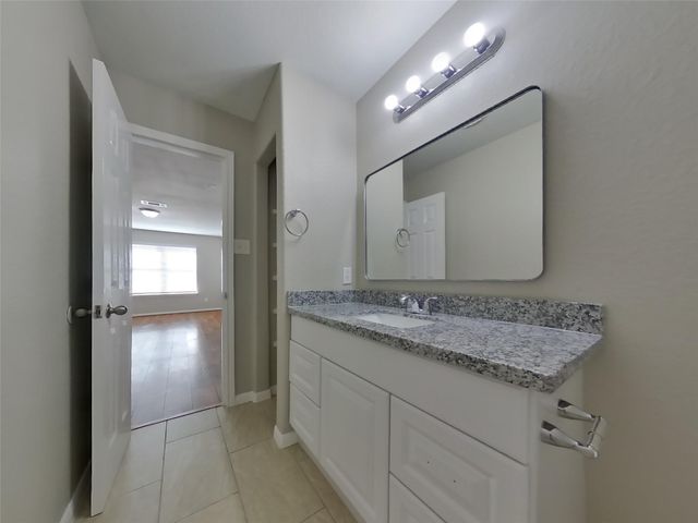 4738 Montclair Hill Lane, Fresno, TX 77545