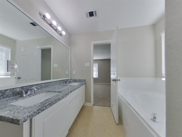 4738 Montclair Hill Lane, Fresno, TX 77545