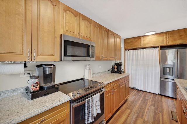 731 N 69th Ave, Hollywood, FL 33024