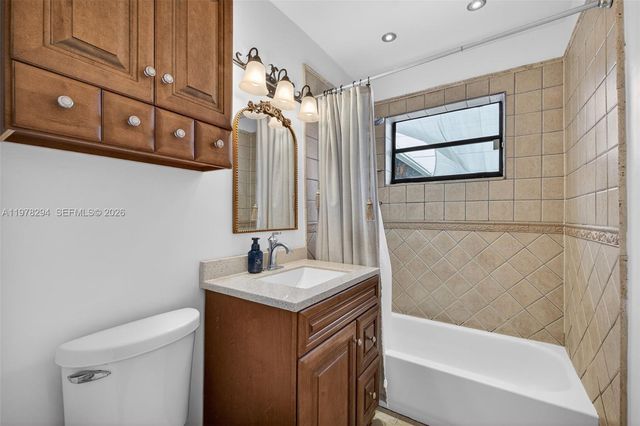 731 N 69th Ave, Hollywood, FL 33024