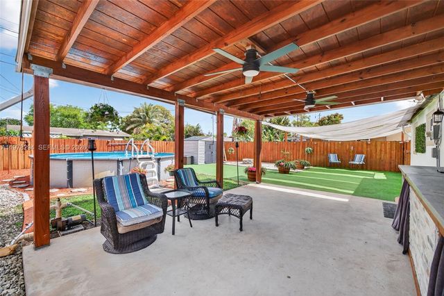 731 N 69th Ave, Hollywood, FL 33024