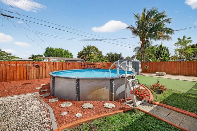 731 N 69th Ave, Hollywood, FL 33024