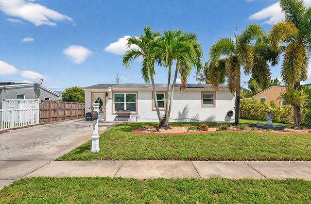 731 N 69th Ave, Hollywood, FL 33024