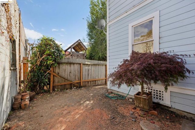 1711 Milvia A, Berkeley, CA 94709