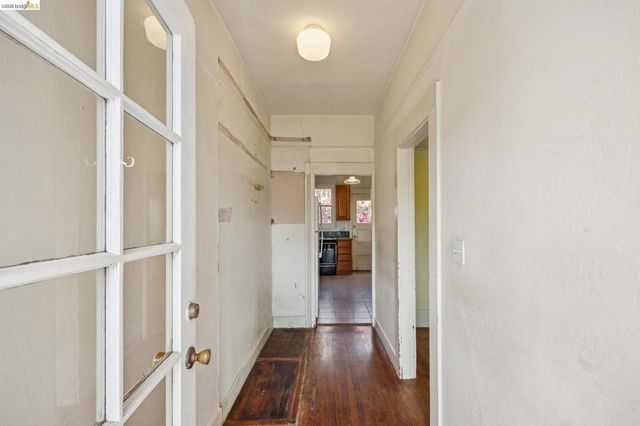 1711 Milvia A, Berkeley, CA 94709