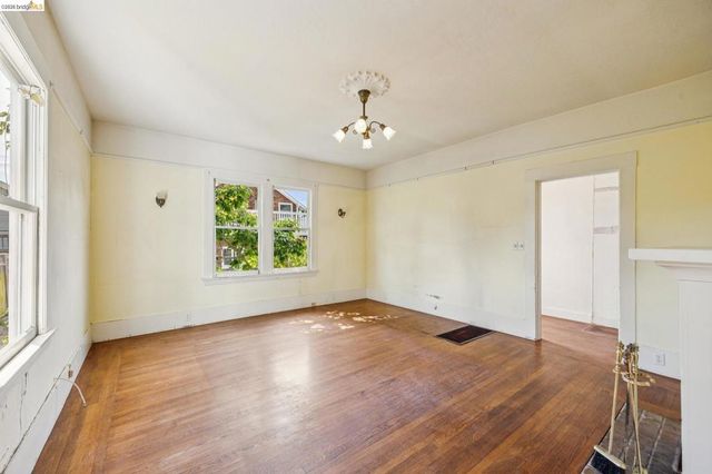 1711 Milvia A, Berkeley, CA 94709