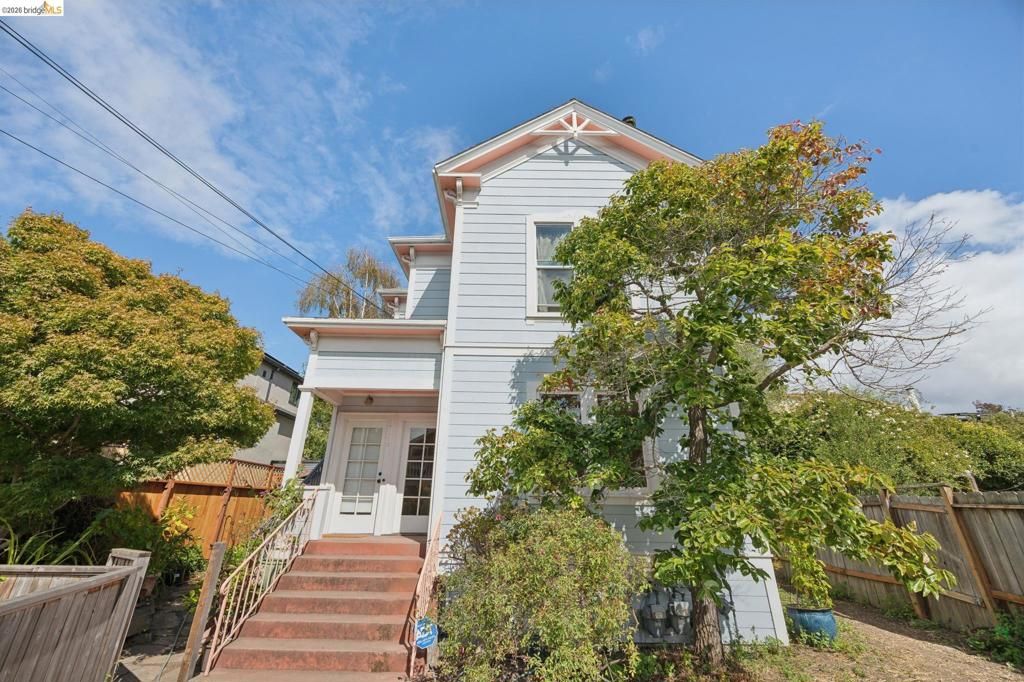 1711 Milvia A, Berkeley, CA 94709