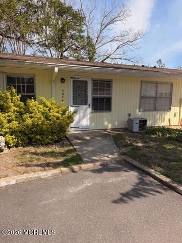 307 W Malvern Court B, Lakewood, NJ 08701