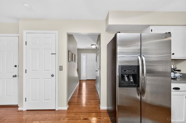 1068 Beacon Way Court, Hamilton Twp, OH 45039