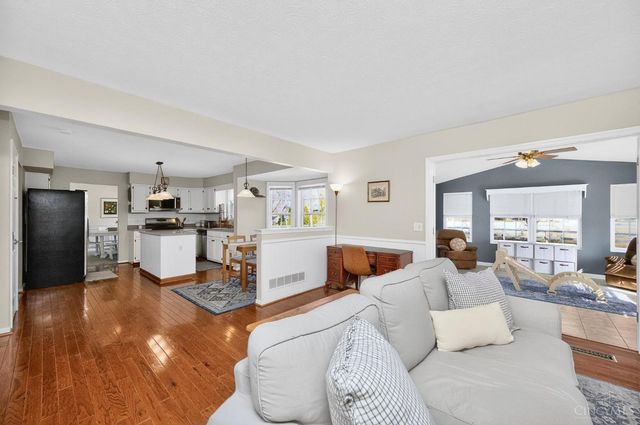 1068 Beacon Way Court, Hamilton Twp, OH 45039