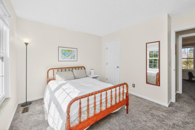 1068 Beacon Way Court, Hamilton Twp, OH 45039