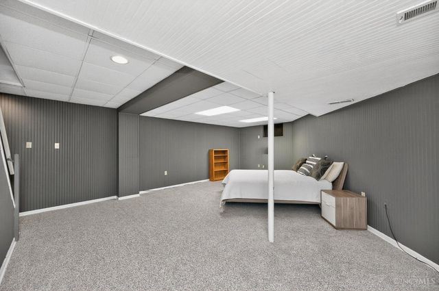 1068 Beacon Way Court, Hamilton Twp, OH 45039