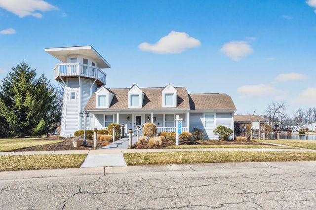 1068 Beacon Way Court, Hamilton Twp, OH 45039