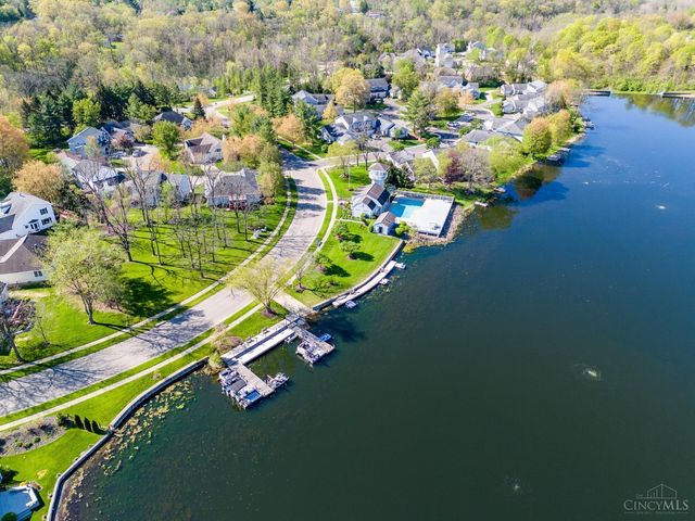 1068 Beacon Way Court, Hamilton Twp, OH 45039