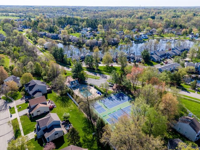 1068 Beacon Way Court, Hamilton Twp, OH 45039