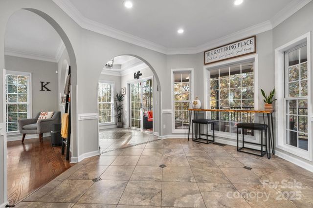 5665 Crown Terrace, Hickory, NC 28601