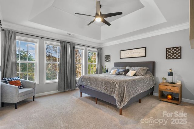 5665 Crown Terrace, Hickory, NC 28601