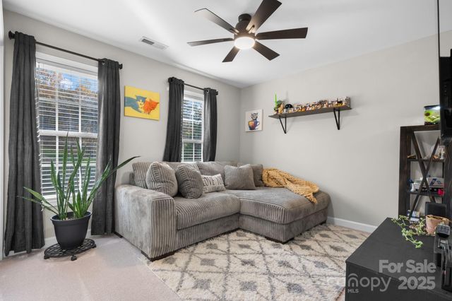 5665 Crown Terrace, Hickory, NC 28601