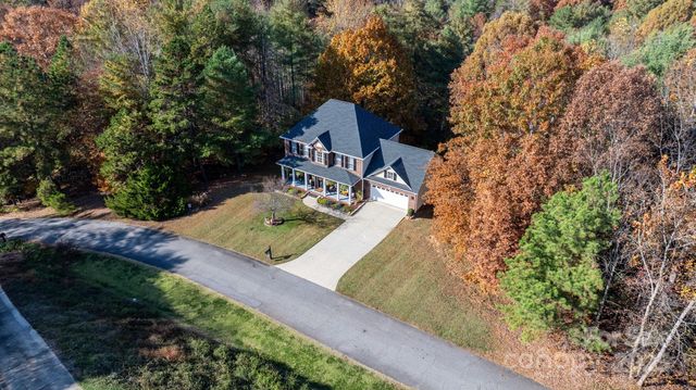 5665 Crown Terrace, Hickory, NC 28601