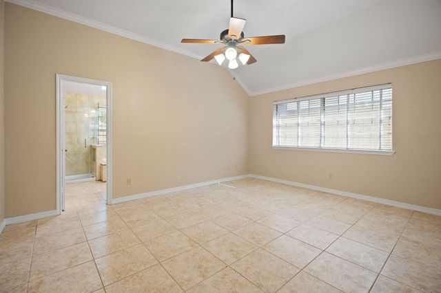 710 Lochnell Drive, Houston, TX 77062