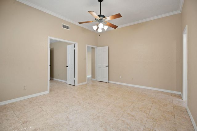 710 Lochnell Drive, Houston, TX 77062