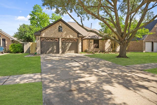 710 Lochnell Drive, Houston, TX 77062