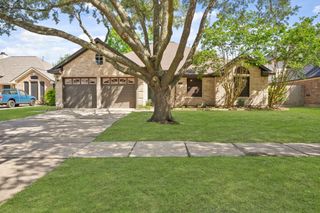 710 Lochnell Drive, Houston, TX 77062