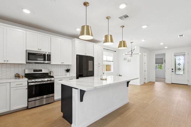 3342 Jackrabbit Ct, Folsom, CA 95630