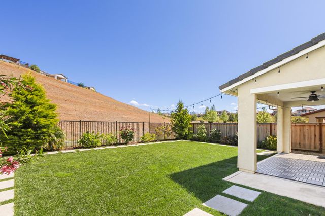 3342 Jackrabbit Ct, Folsom, CA 95630